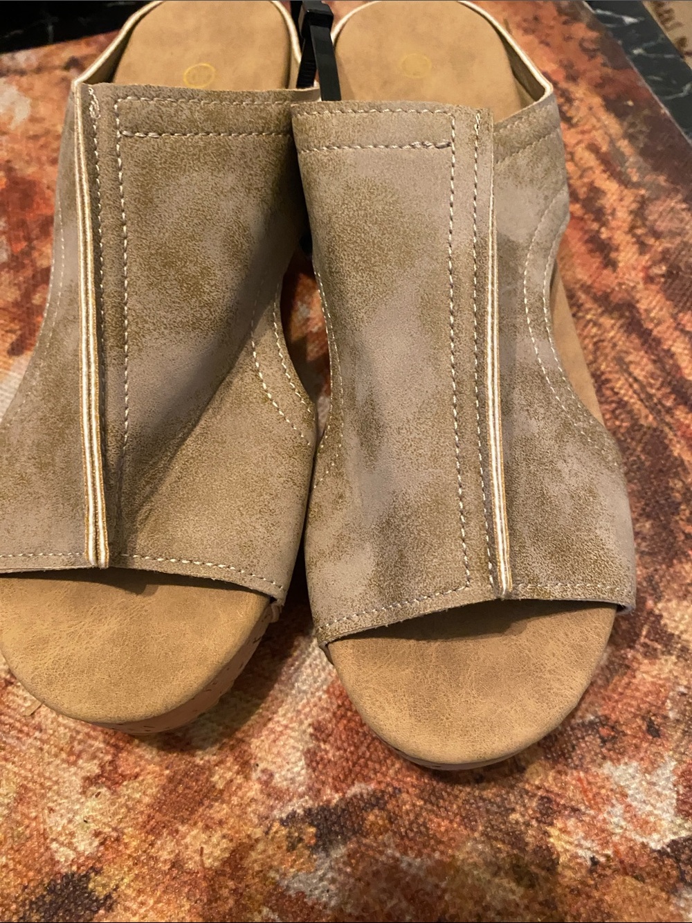 Women's Open-Toe Slide Sandals in Taupe